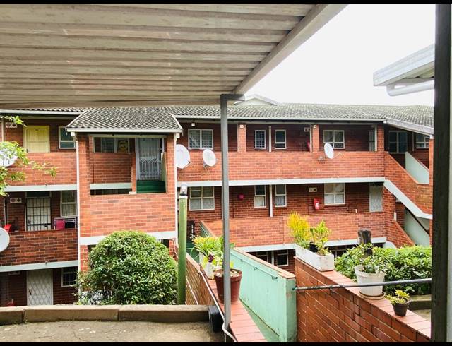 1 BEDROOM FLAT RENTED IN WESTVILLE